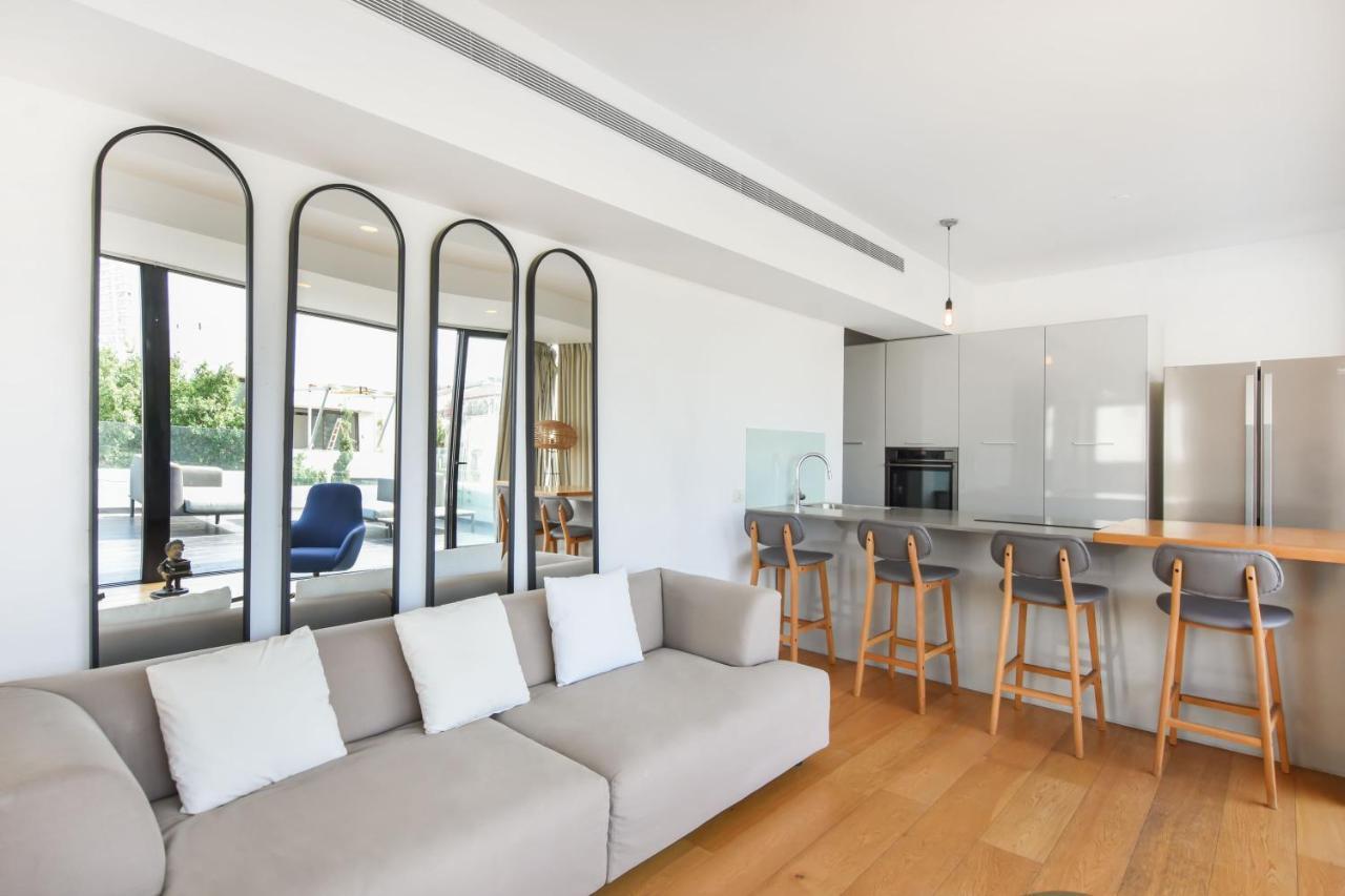 Apartment Touch The Sky By Holyguest Tel Aviv